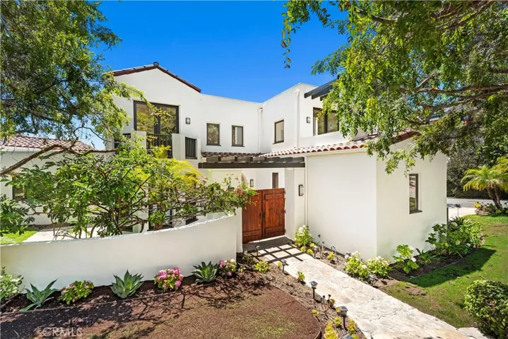 1280 Morningside Drive, Laguna Beach, California 92651
