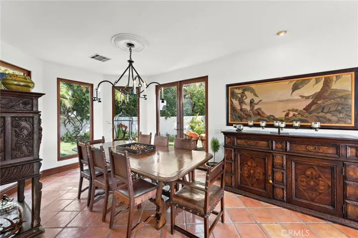 1280 Morningside Drive, Laguna Beach, California 92651