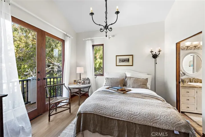 1280 Morningside Drive, Laguna Beach, California 92651