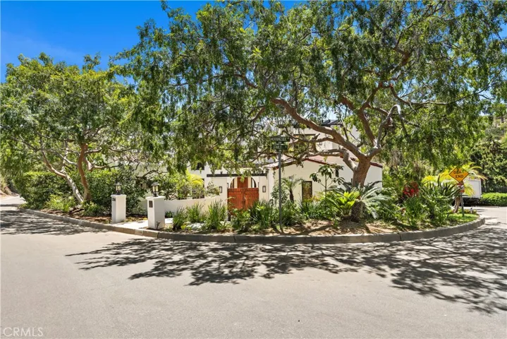 1280 Morningside Drive, Laguna Beach, California 92651