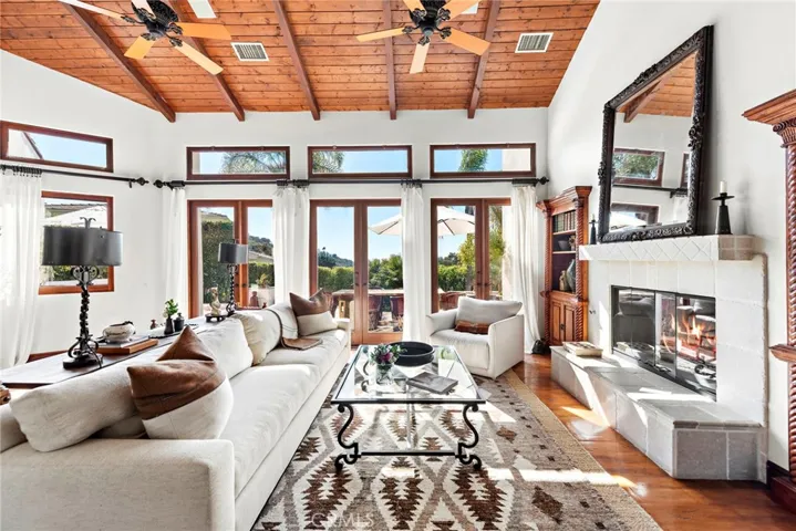 1280 Morningside Drive, Laguna Beach, California 92651