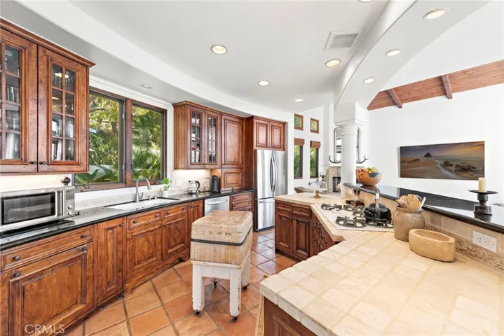 1280 Morningside Drive, Laguna Beach, California 92651