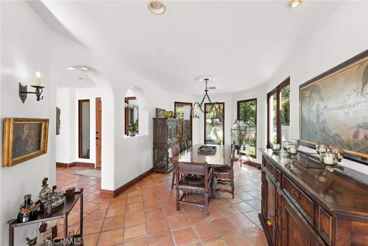1280 Morningside Drive, Laguna Beach, California 92651