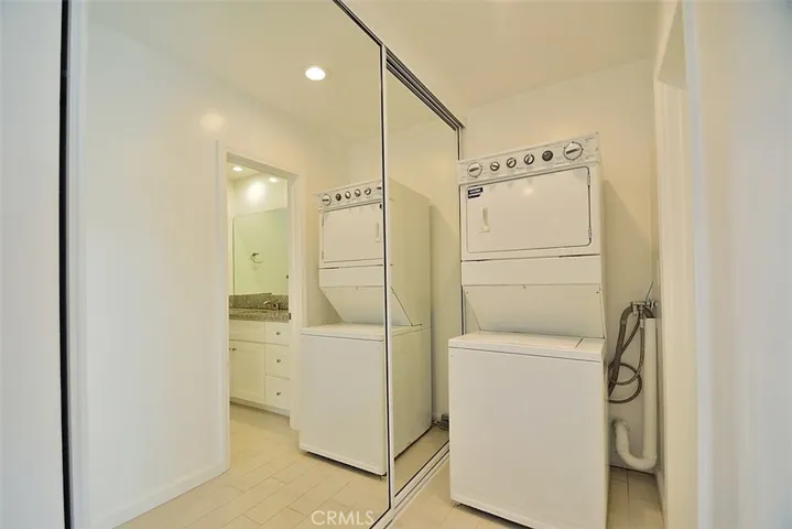 212 Arena Street 1, El Segundo, California 90245