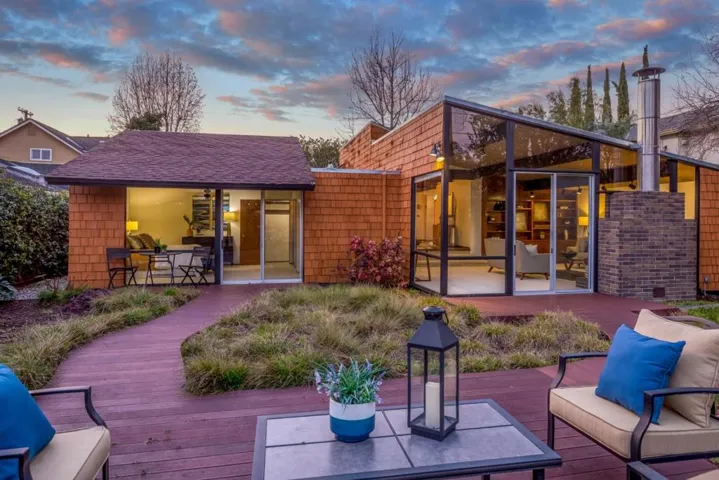 956 N California Avenue, Palo Alto, California 94303
