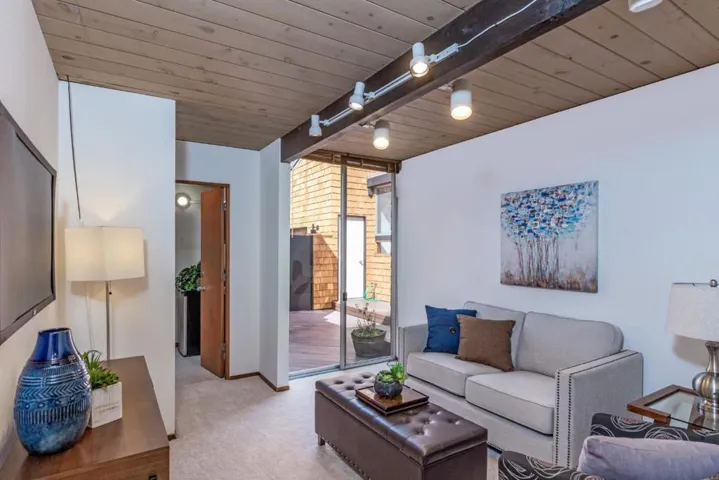 956 N California Avenue, Palo Alto, California 94303