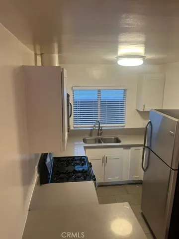 17020 W Sunset Boulevard 5, Pacific Palisades, California 90272