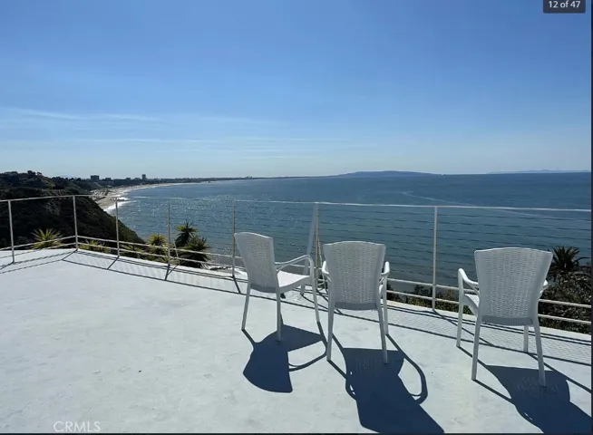 17020 W Sunset Boulevard 5, Pacific Palisades, California 90272