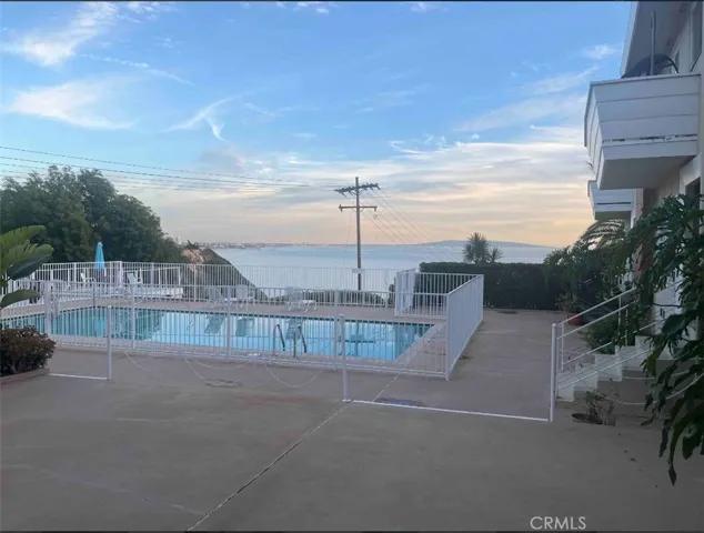 17020 W Sunset Boulevard 5, Pacific Palisades, California 90272