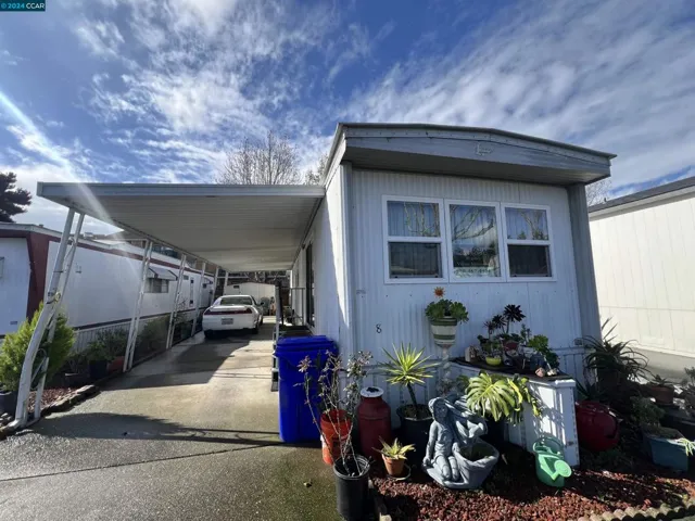 2885 Willow Road, San Pablo, California 94806
