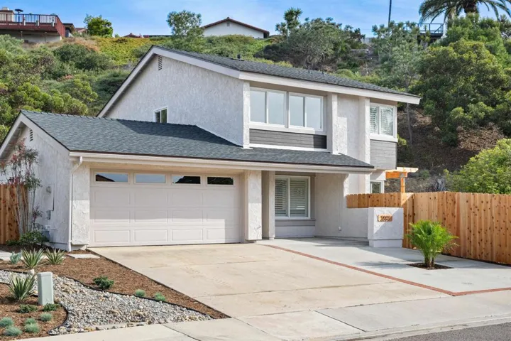 2037 Bulrush Lane, Cardiff By The Sea, California 92007