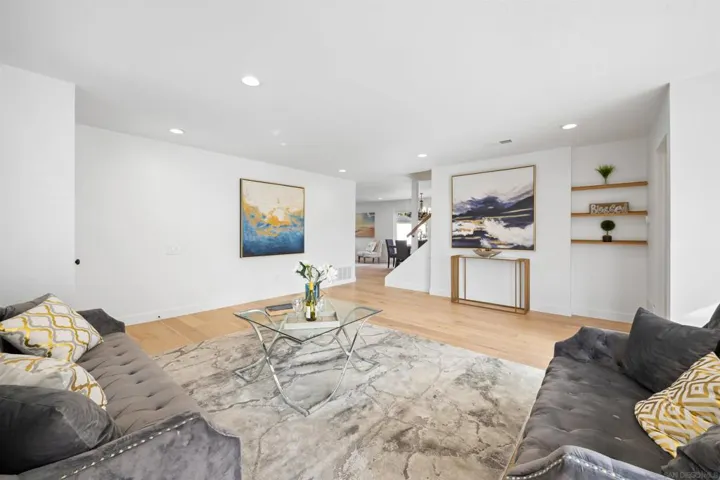 2037 Bulrush Lane, Cardiff By The Sea, California 92007
