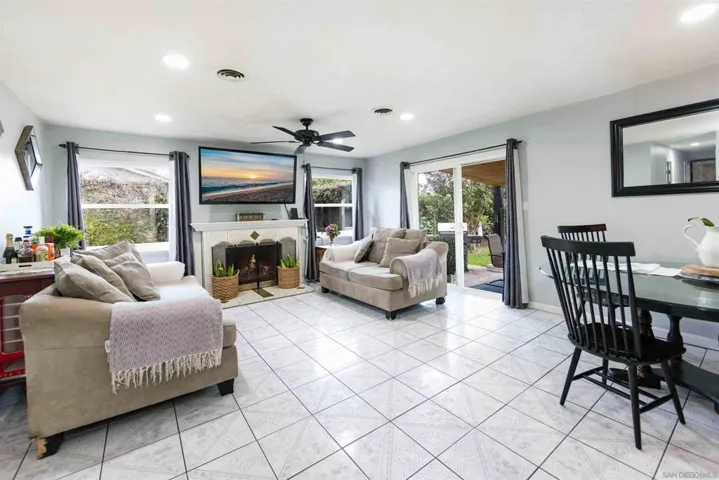8171 Orangewood Ave, Stanton, California 90680