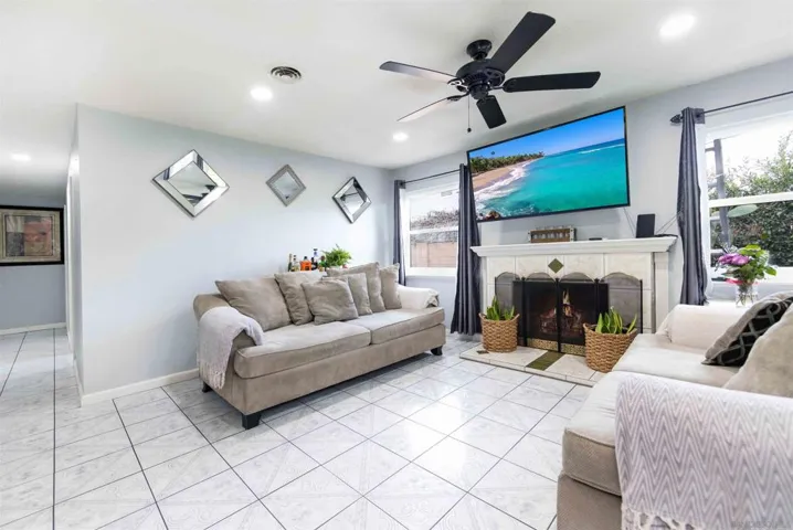 8171 Orangewood Ave, Stanton, California 90680