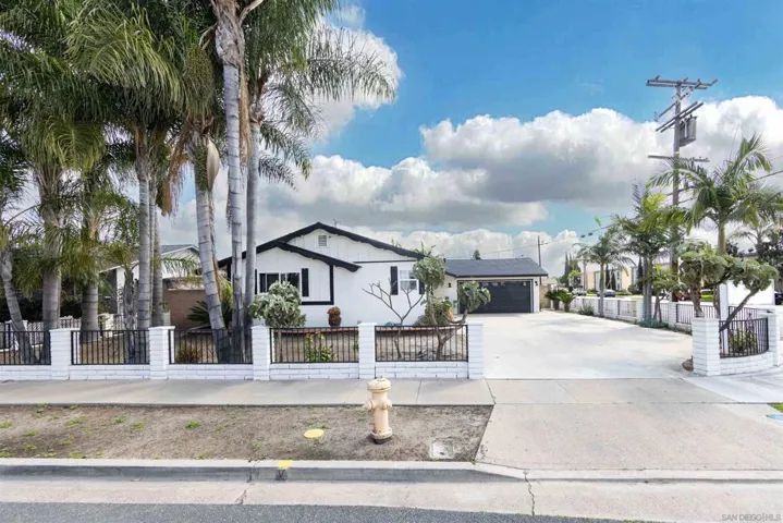 8171 Orangewood Ave, Stanton, California 90680
