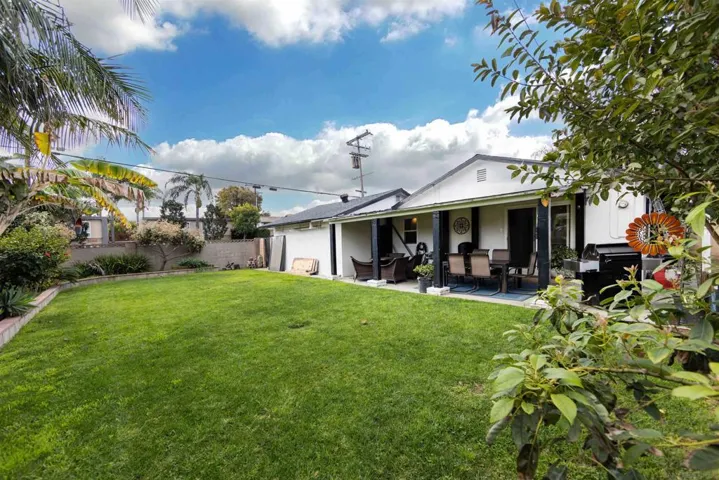 8171 Orangewood Ave, Stanton, California 90680