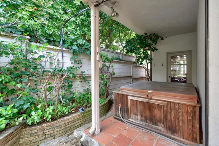 425 Fairfax Avenue, San Mateo, California 94402