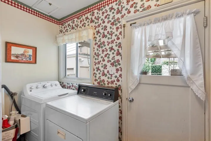 425 Fairfax Avenue, San Mateo, California 94402