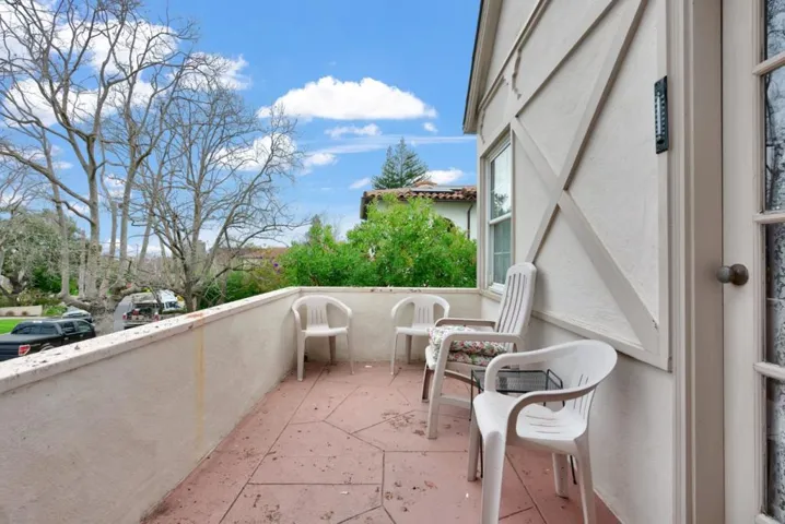 425 Fairfax Avenue, San Mateo, California 94402