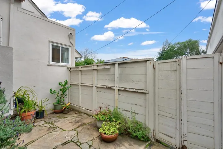 425 Fairfax Avenue, San Mateo, California 94402