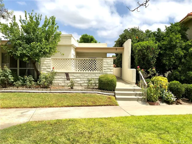 2210 Via Mariposa E D, Laguna Woods, California 92637