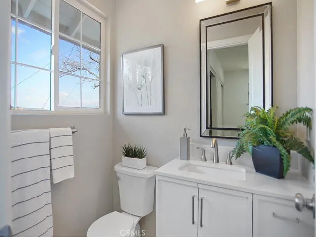 Exquisitely Remodeled Master Bathroom