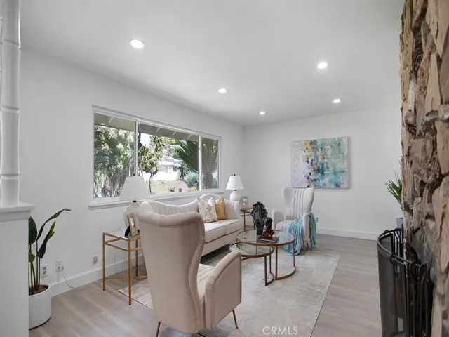 Large Living Room with Fireplace