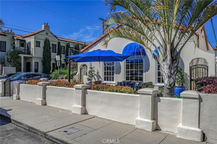 141 Saint Joseph Avenue, Long Beach, California 90803