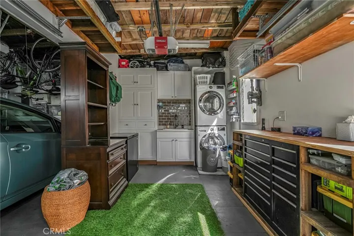 141 Saint Joseph Avenue, Long Beach, California 90803