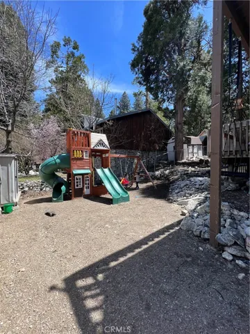 9333 Canyon Drive, Forest Falls, California 92339