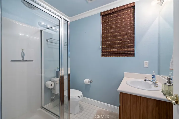 Casita bathroom