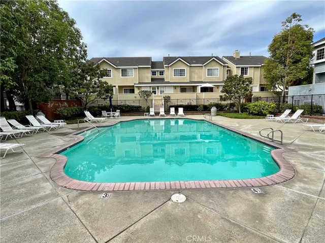 2800 Plaza Del Amo 474, Torrance, California 90503