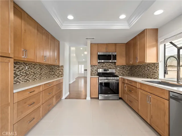 952 Sandstone Drive, Glendora, California 91740