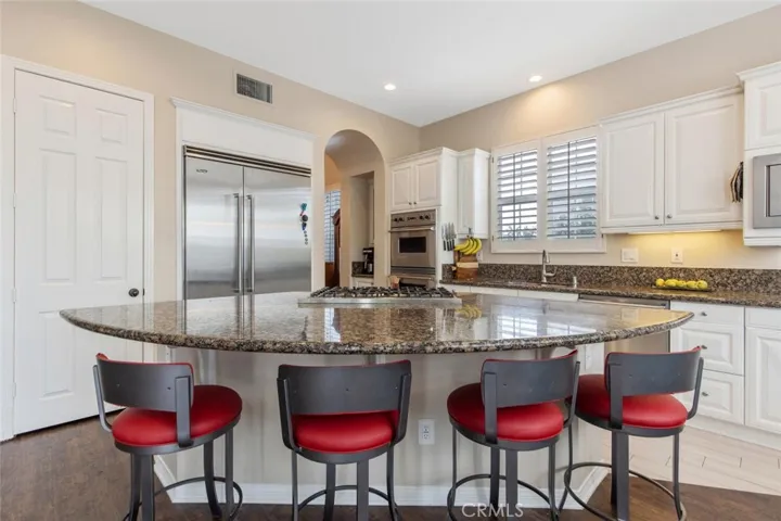 27006 Pierpont Court, Valencia, California 91355