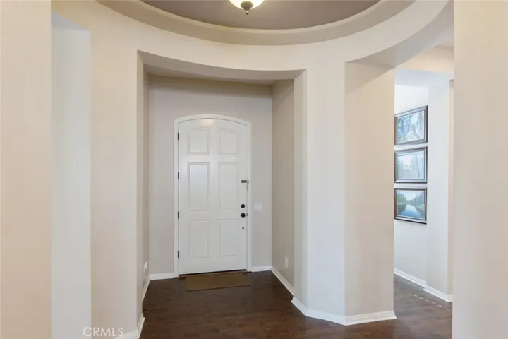 27006 Pierpont Court, Valencia, California 91355