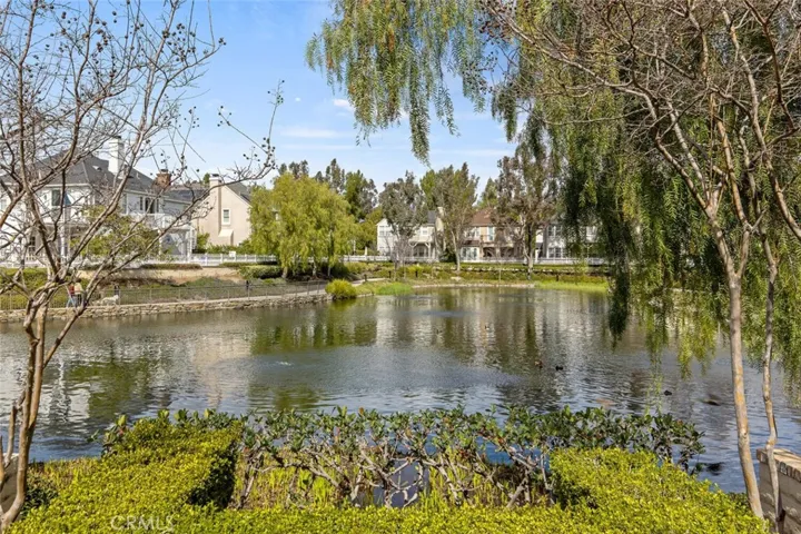 27006 Pierpont Court, Valencia, California 91355
