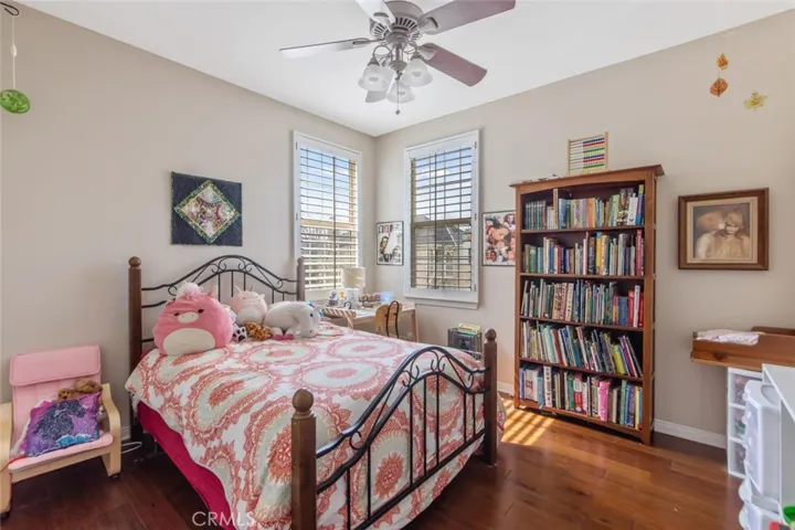 27006 Pierpont Court, Valencia, California 91355