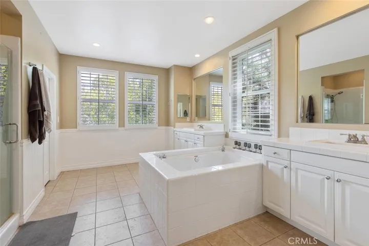 27006 Pierpont Court, Valencia, California 91355