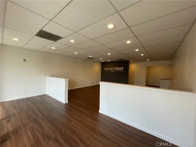 303 W Foothill Boulevard 10, Glendora, California 91741