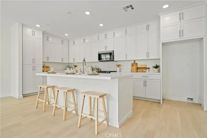 23740 Orange Blossom Drive, Newhall, California 91321