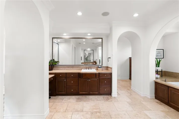27412 Paseo Boveda, San Juan Capistrano, California 92675