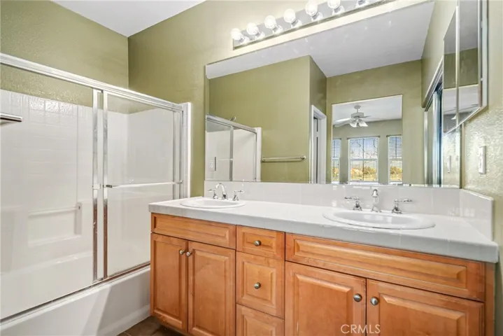 17945 Lost Canyon Road 16, Canyon Country, California 91387