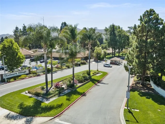Leisure Village Entry