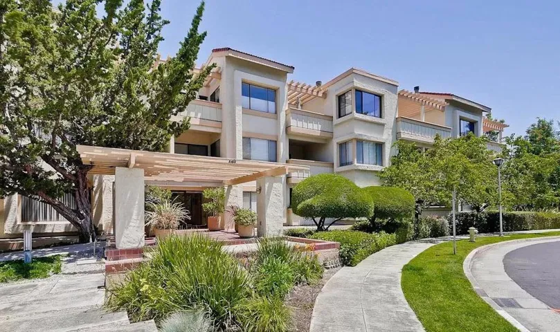 440 Cesano Court, Palo Alto, California 94306