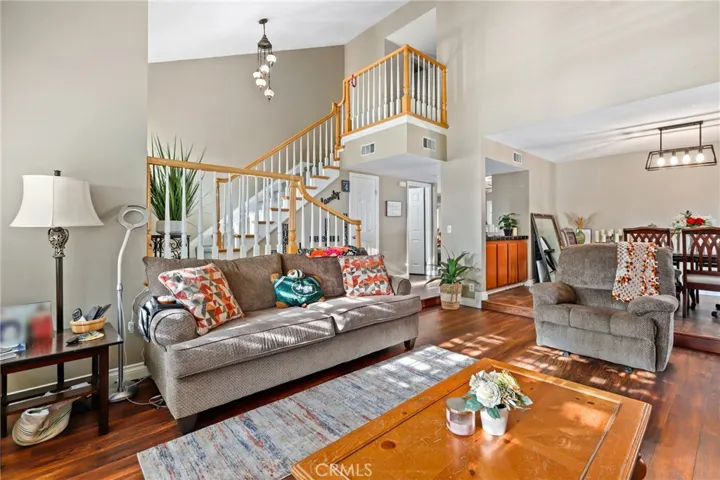 158 N Avenida Barca, Anaheim Hills, California 92807