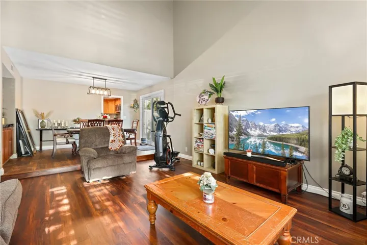158 N Avenida Barca, Anaheim Hills, California 92807