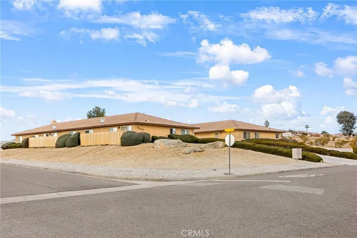 16340 Wato Road, Apple Valley, California 92307