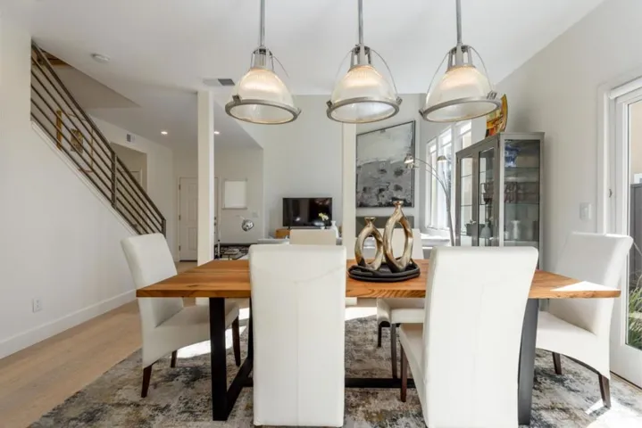 132 Buckthorn Way, Menlo Park, California 94025