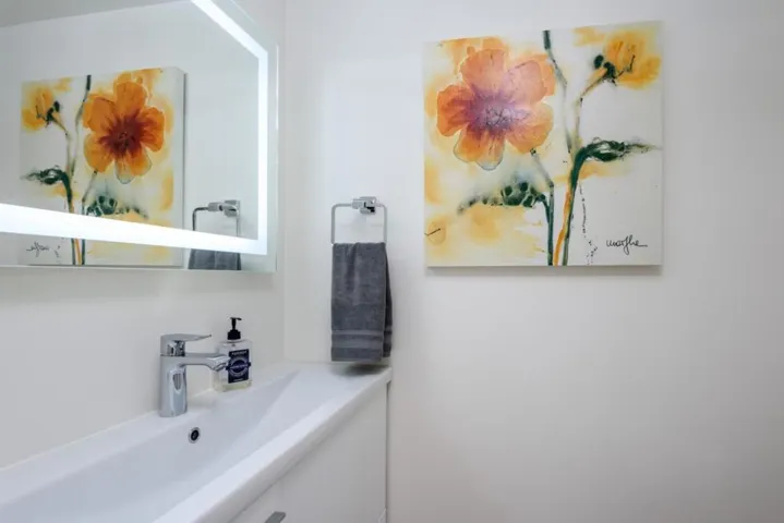132 Buckthorn Way, Menlo Park, California 94025
