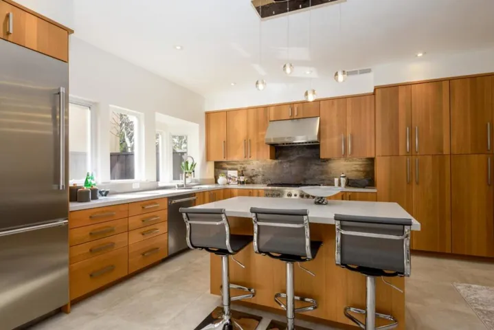 132 Buckthorn Way, Menlo Park, California 94025